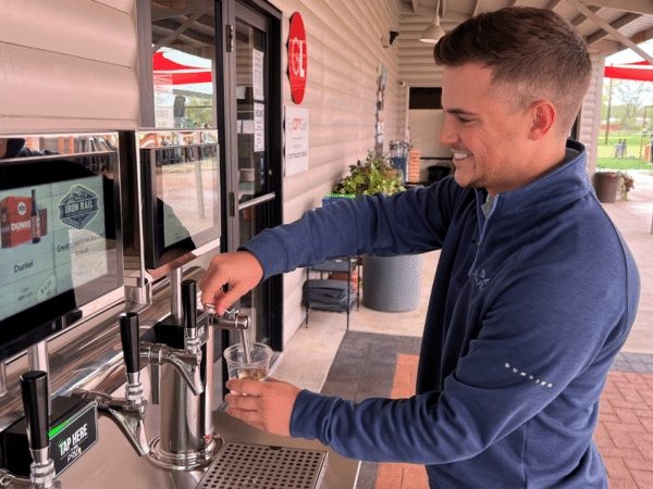 TopCITYGolf PourMyBeer Self-Pour Station